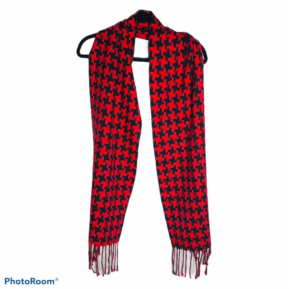 Fair weather scarf red black graphic tassels